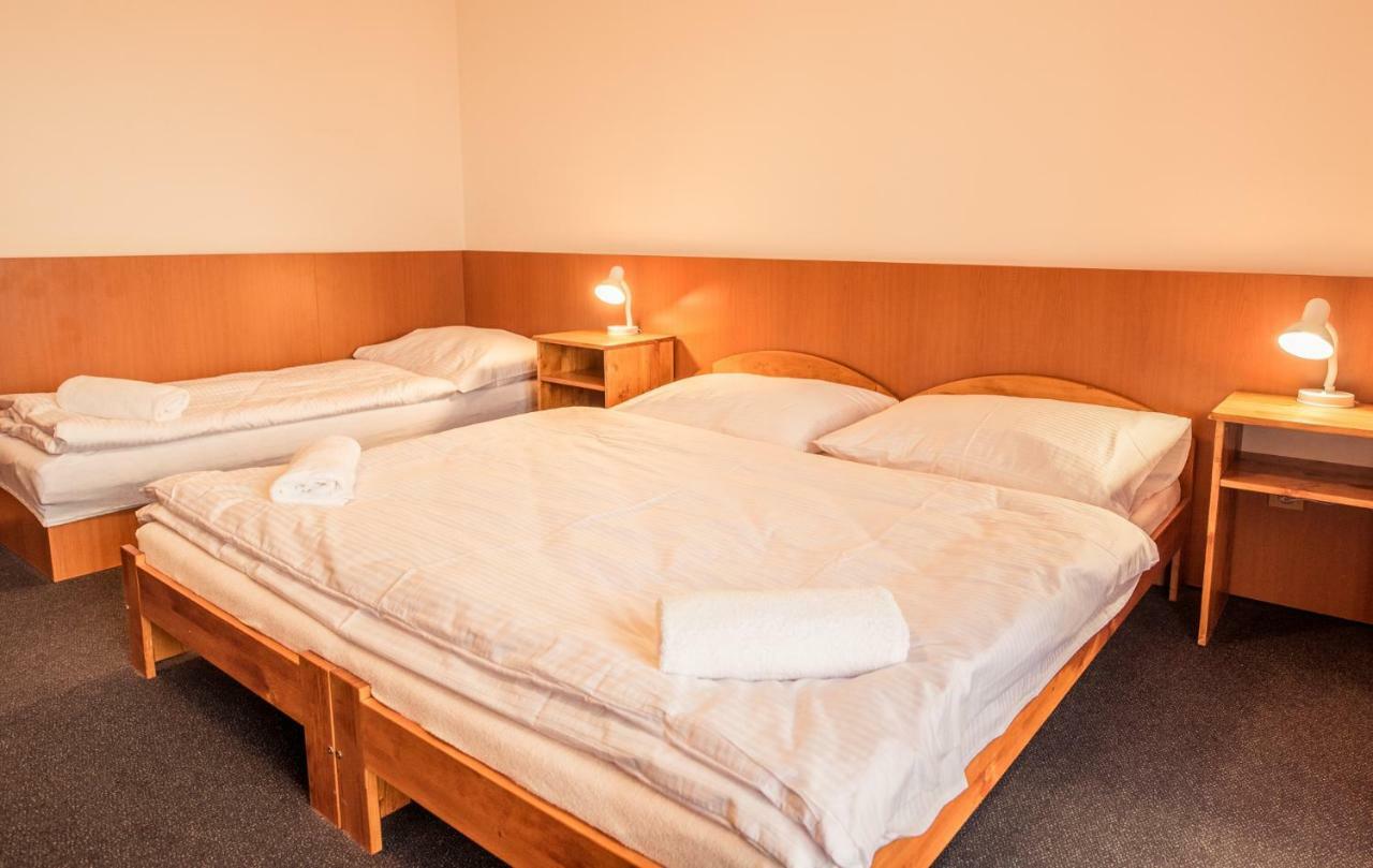 Horsky Hotel Kozubova Долни-Ломна Экстерьер фото